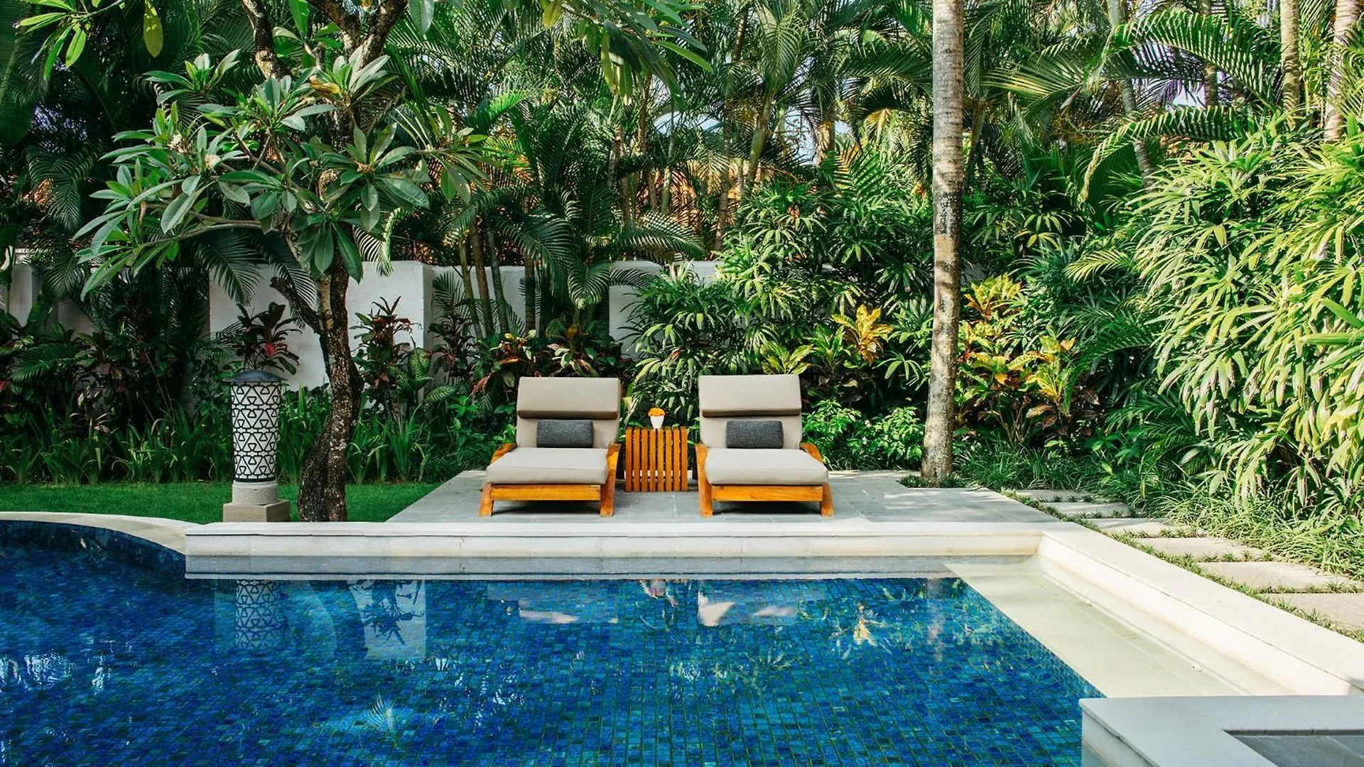 Alaya Dedaun Kuta Villa Legian  Indonesia